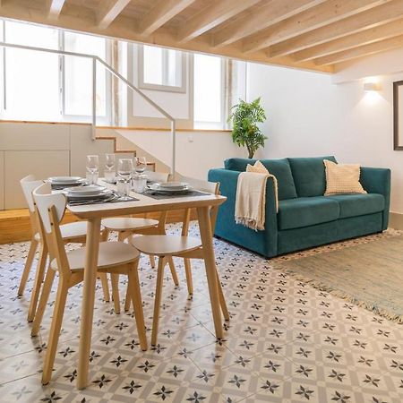 Central Stunning Duplex W/ Patio By Lovelystay Porto Exterior foto